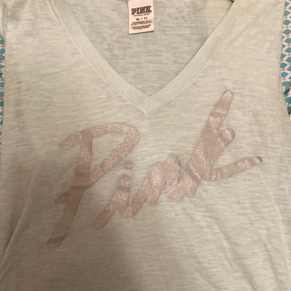 Blue x small pink t shirt